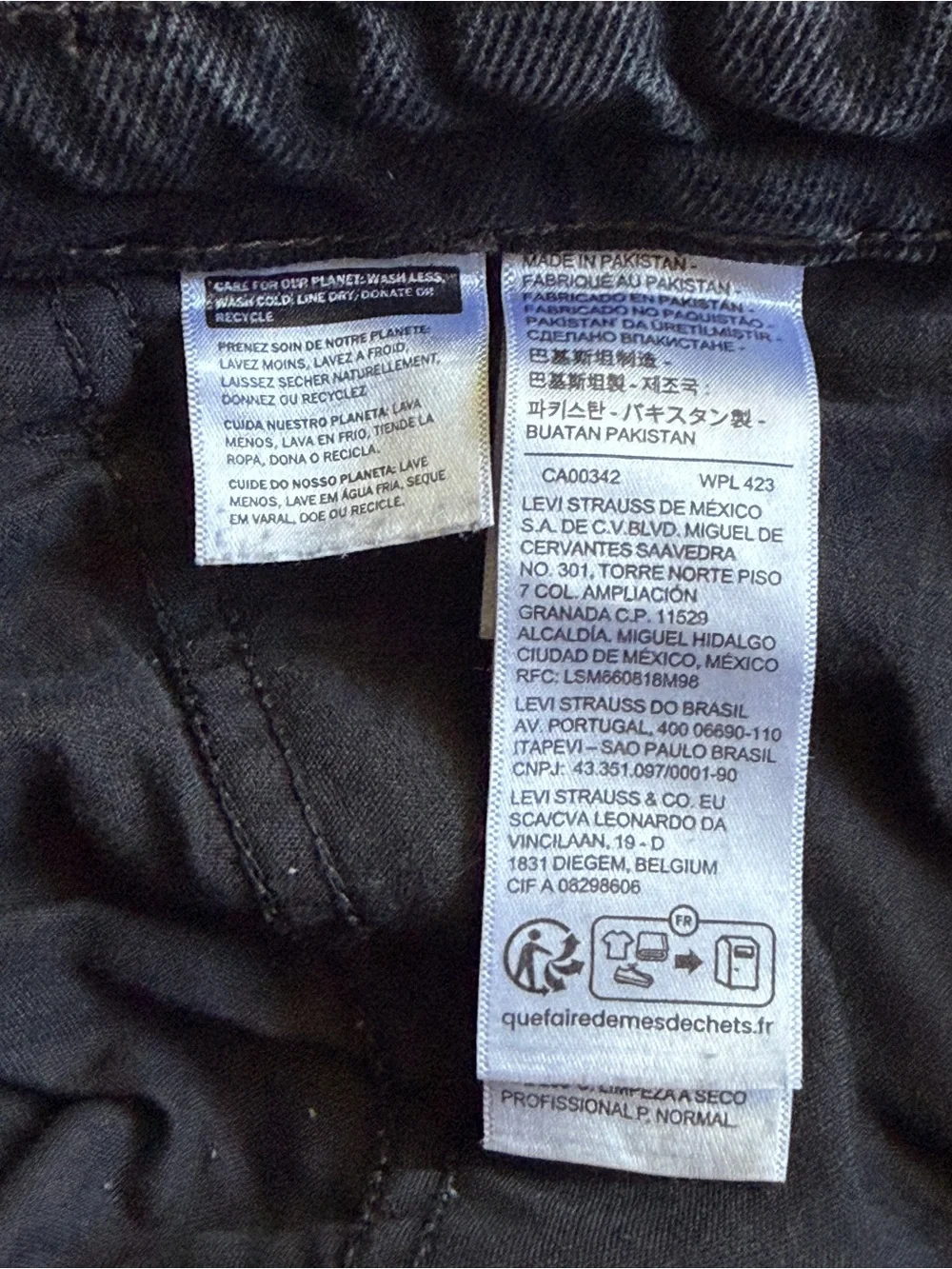 Levi's ‘94 Baggy 29x28 (fits 29-31) Wide Leg CargoBlack Wash Relaxed Fit Jeans